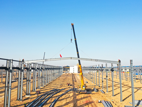  河南礦山｜智能產(chǎn)業(yè)園6號(hào)車間今日上梁大吉！